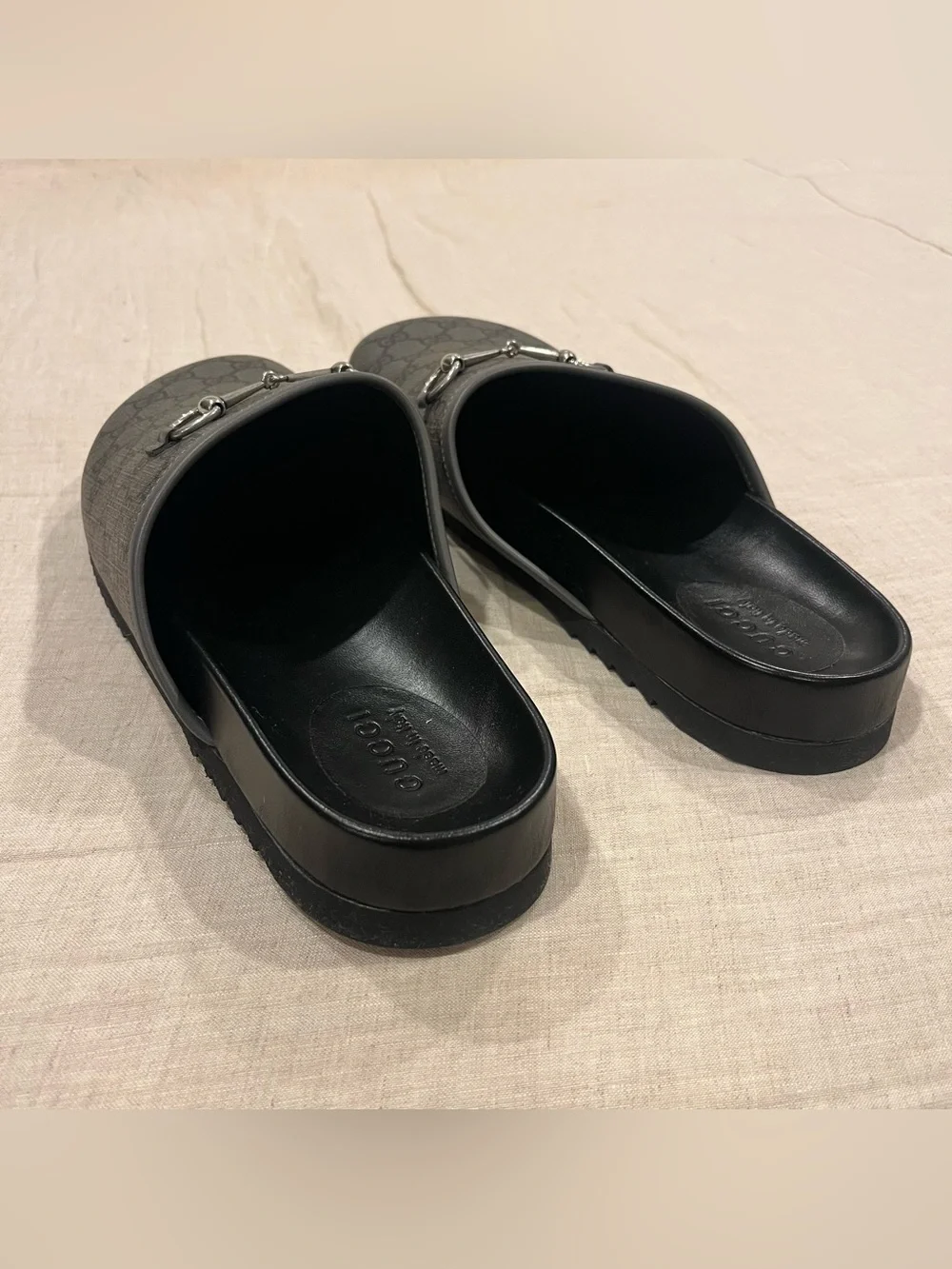 Gucci supreme gg
